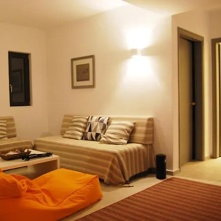 Endless Summer Pool Flat