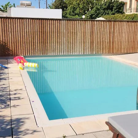 Endless Summer Pool Flat *